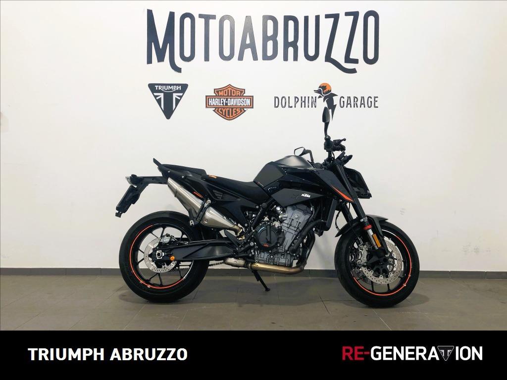 KTM 890 Duke 