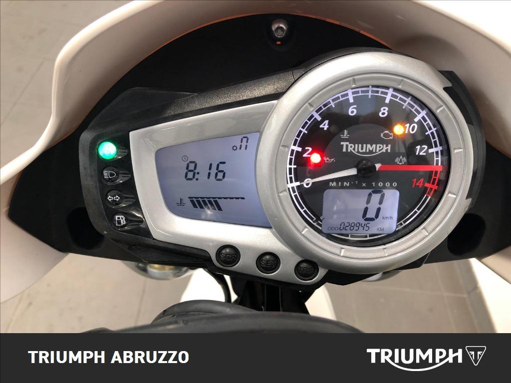 TRIUMPH Street Triple 675 