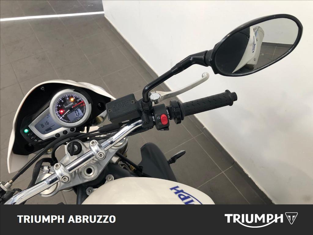 TRIUMPH Street Triple 675 