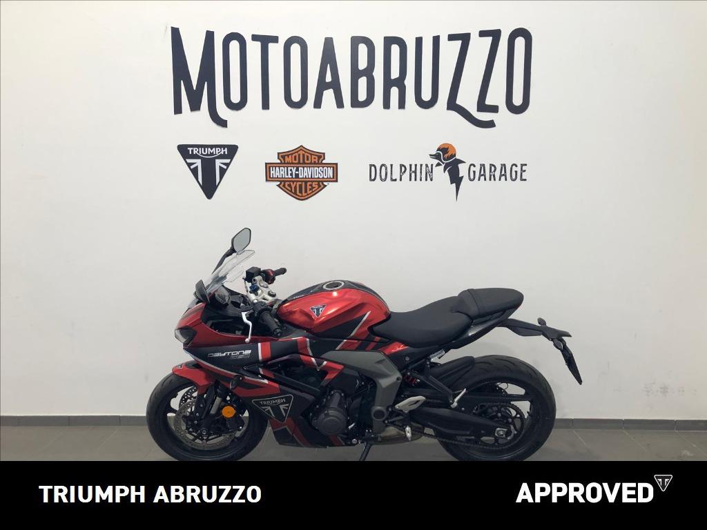 TRIUMPH Daytona 660 Abs