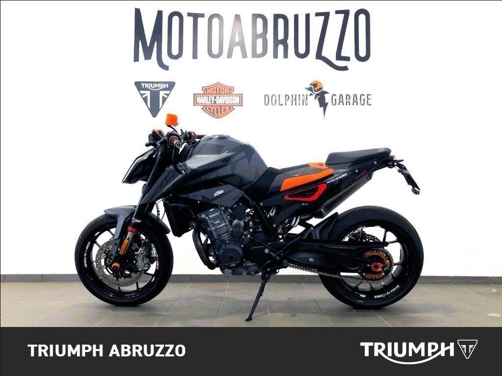 KTM 890 Duke 