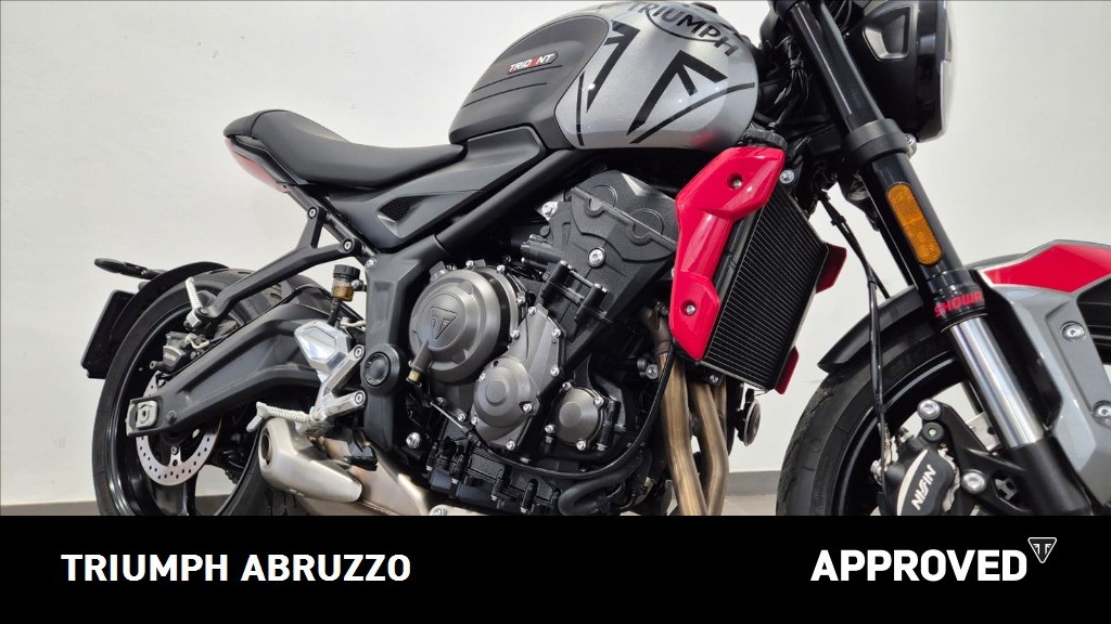 TRIUMPH Trident 660 Triple Tribute dep.A2 Abs