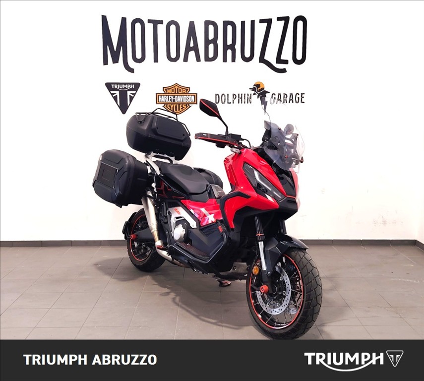 HONDA X-ADV 750 DCT Abs