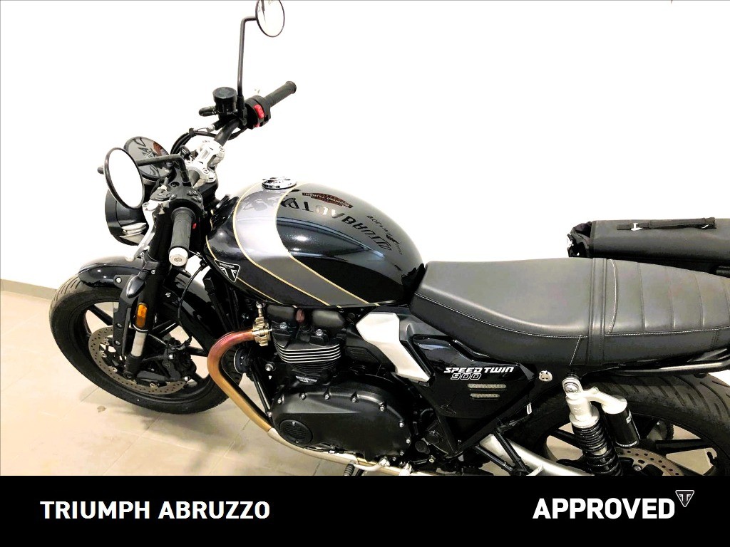 TRIUMPH Speed Twin 900 Phantom Black/Aurum Gold Abs